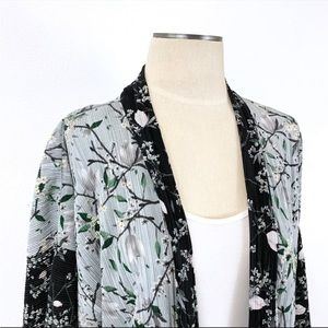 Topshop floral kimono size small